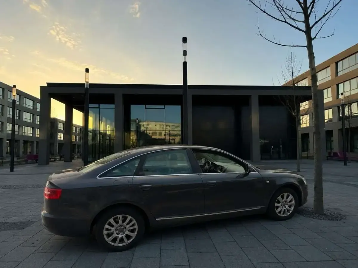 Gebraucht Audi A6 190 PS (139 kW) 2010 Limousine