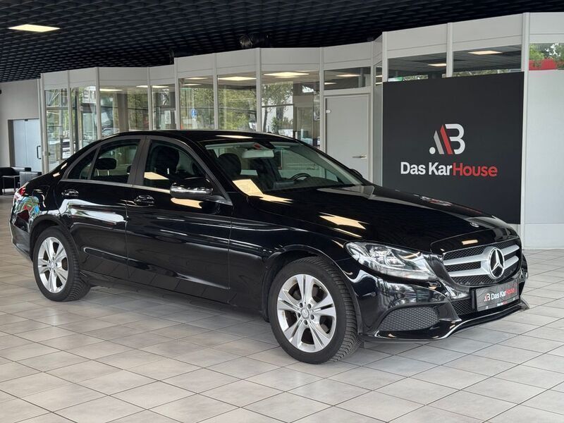 Schwarz Gebraucht 2014 Mercedes C180 Limousine | 12.980 € (Guter Preis) - Bild 1/4