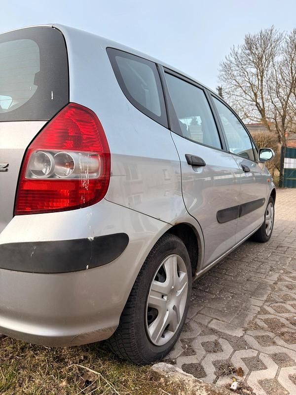 Gebraucht Honda Jazz 82 PS (60 kW) 2003 Silber Kleinwagen