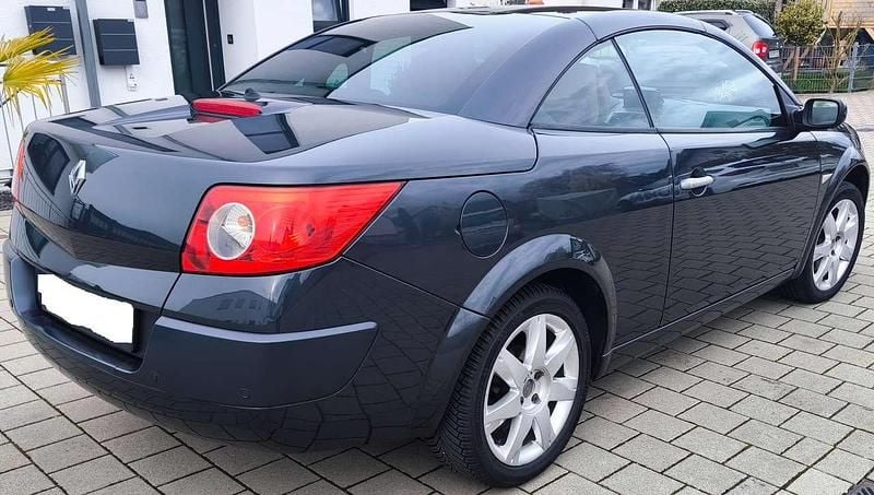 Gebraucht Renault Mégane Cabriolet Exception 131 PS (96 kW) 2008 Grau Cabrio