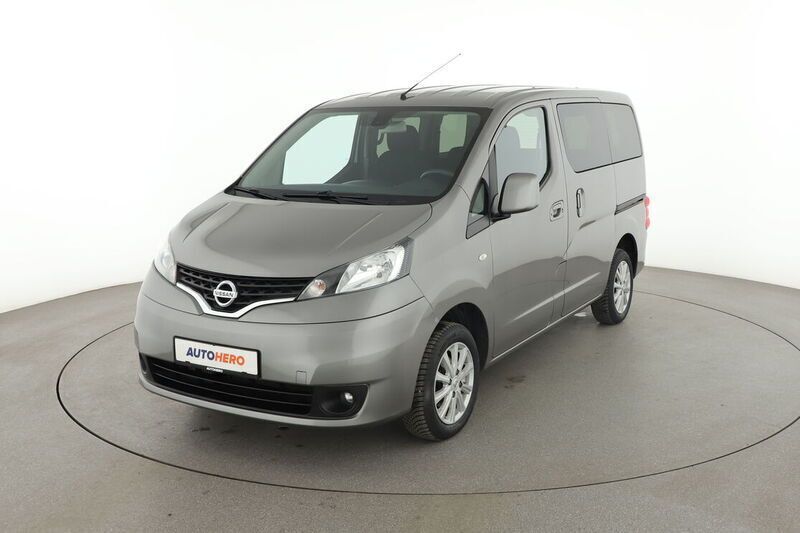 Grau Gebraucht 2017 Nissan Evalia Tekna Van / Kleinbus | 17.690 € (Fairer Preis) - Bild 1/4