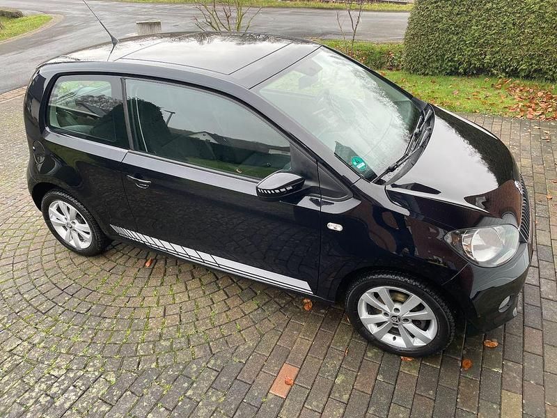 Schwarz Gebraucht 2012 Skoda Citigo Active Kleinwagen | 5.250 € (Fairer Preis) - Bild 1/4