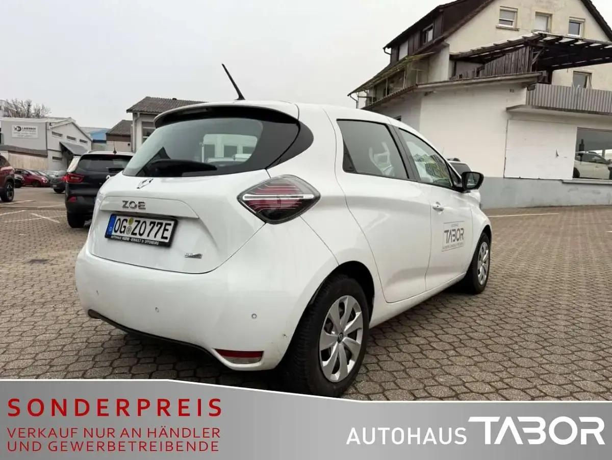 Gebraucht Renault Zoe Life 80 kW (109 PS) 2020 Unbekannt Kleinwagen
