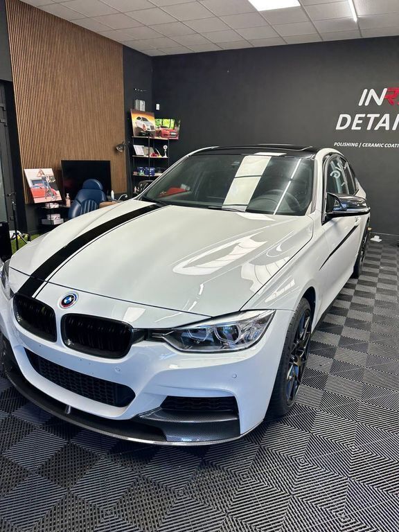Weiß Gebraucht 2013 BMW ActiveHybrid 3 Performance Limousine | 19.000 € - Bild 1/4