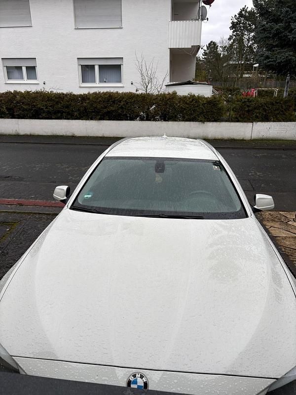 Gebraucht BMW 520 184 PS (135 kW) 2012 Weiß Kombi