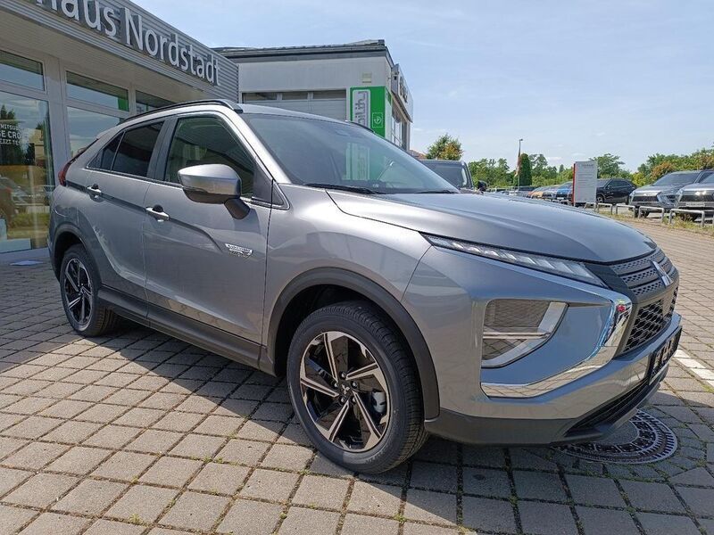 Gebraucht Mitsubishi Eclipse Cross 188 PS (138 kW) 2024 Platinumgrau SUV