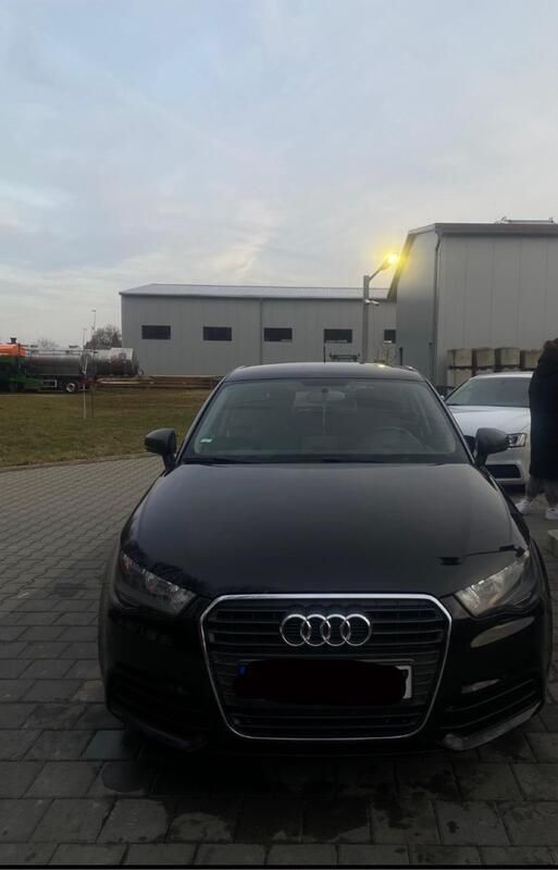 Schwarz Gebraucht 2013 Audi A1 Sportback Kleinwagen | 8.500 € (Fairer Preis) - Bild 1/4