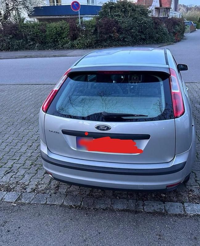 Usata Ford Focus 2005 Grigio Utilitaria