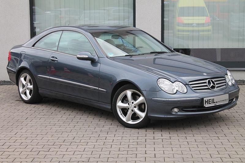 Blau Gebraucht 2002 Mercedes CLK240 Coupé | 9.998 € (Teuer) - Bild 1/4