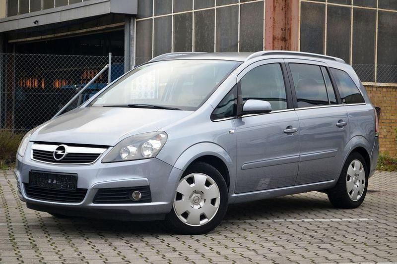 Grau Gebraucht 2006 Opel Zafira Cosmo Van / Kleinbus | 2.680 € (Guter Preis) - Bild 1/4