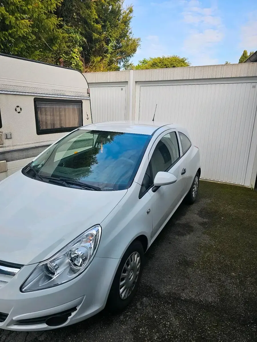 Gebraucht Opel Corsa 60 PS (44 kW) 2009 Weiß Kleinwagen