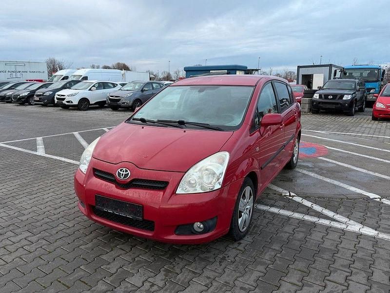 Rot Gebraucht 2008 Toyota Corolla Verso Sol Van / Kleinbus | 2.700 € (Superpreis) - Bild 1/4