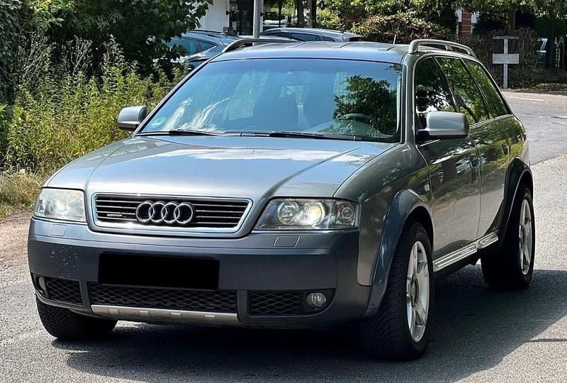 Grau Gebraucht 2001 Audi A6 Comfort Kombi | 4.500 € (Etwas zu teuer) - Bild 1/4