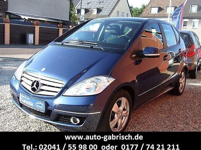 Gebraucht Mercedes A160 Avantgarde 95 PS (69 kW) 2010 Blau Van / Kleinbus