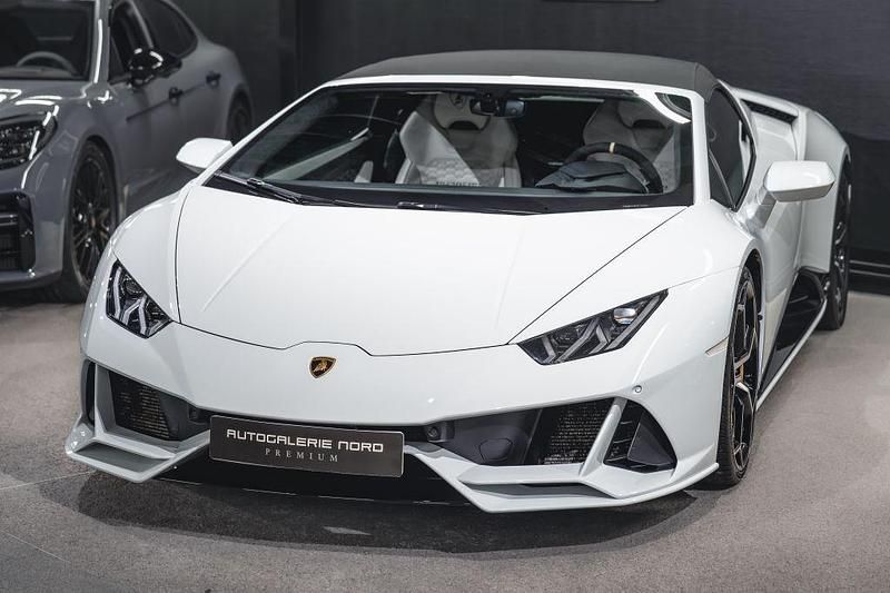 Second-hand Lamborghini Huracán 639 CP (469 kW) 2022 Alb Cabrio
