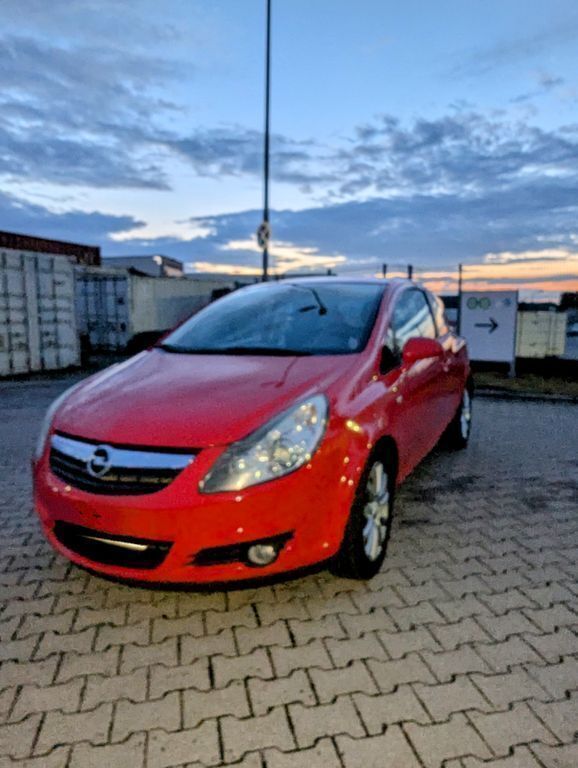 Rot Gebraucht 2009 Opel Corsa Color Edition Limousine | 3.000 € (Guter Preis) - Bild 1/4