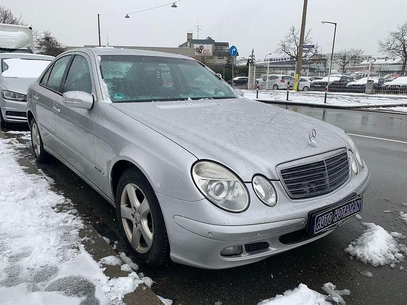 Gebraucht Mercedes E200 122 PS (89 kW) 2005 Silber Limousine