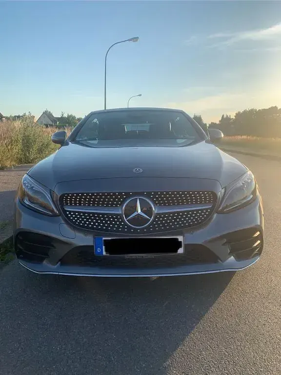 Gebraucht Mercedes C200 AMG line 184 PS (135 kW) 2019 Grau Cabrio