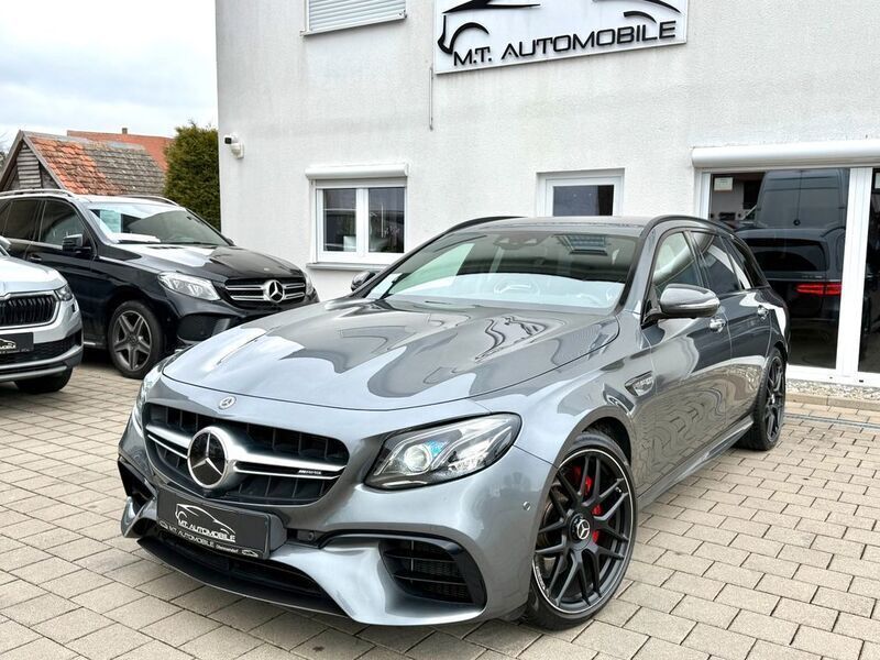 Grau Gebraucht 2020 Mercedes E63 AMG AMG Limousine | 69.980 € - Bild 1/4