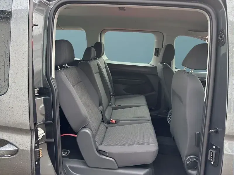Używany VW Caddy Maxi 122 KM (89 kW) 2026 Szary Minivan