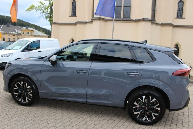 Second-hand Cupra Terramar 150 CP (110 kW) 2025 Gri SUV