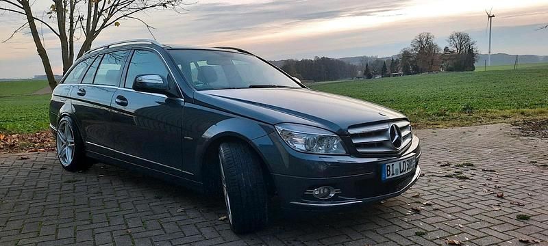 Gebraucht Mercedes C280 231 PS (169 kW) 2008 Grau Kombi