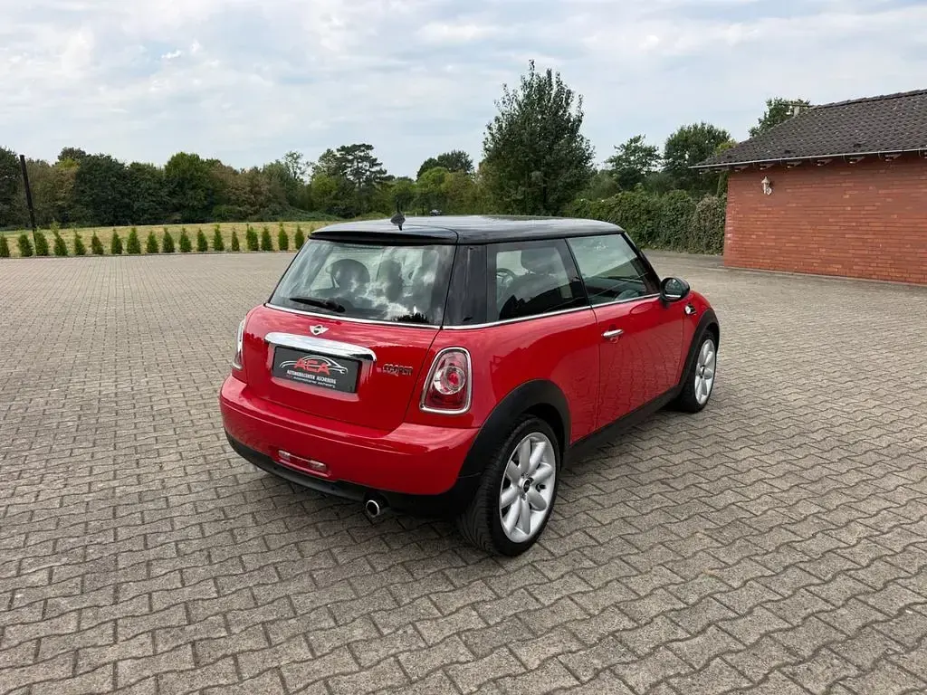 Gebraucht Mini Cooper 122 PS (89 kW) 2012 Rot Kleinwagen