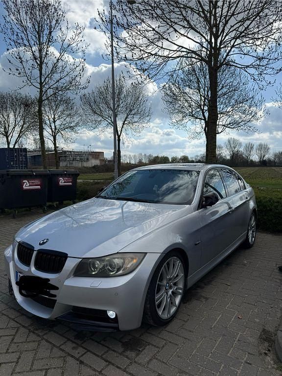 Gebraucht BMW 330 Shadowline 231 PS (169 kW) 2008 Silber Limousine