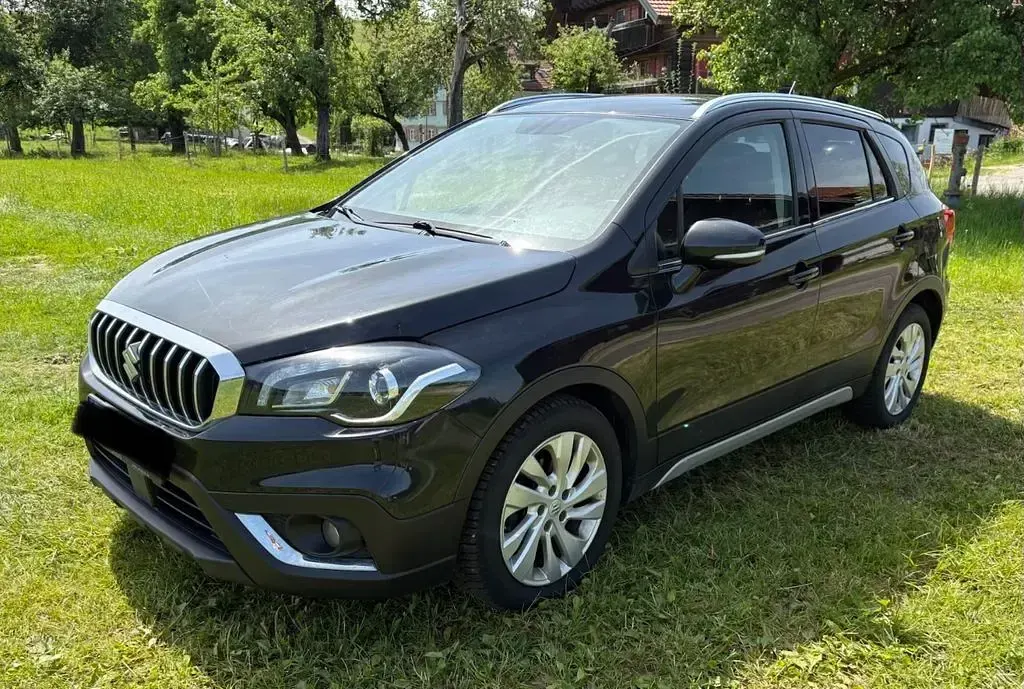 Gebraucht Suzuki SX4 S-Cross Comfort 140 PS (102 kW) 2019 Schwarz SUV