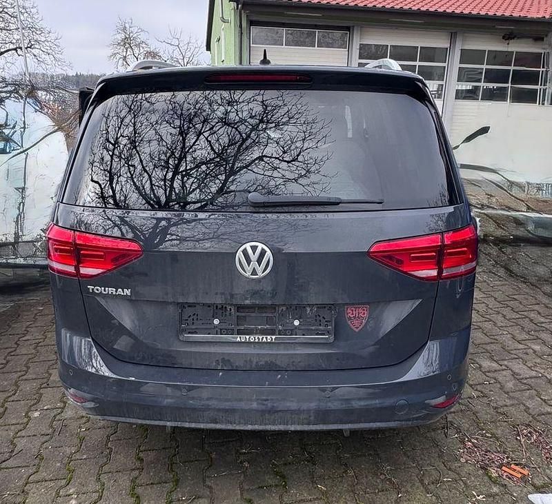 Gebraucht VW Touran Join 116 PS (85 kW) 2018 Grau Van / Kleinbus