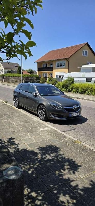 Gebraucht Opel Insignia 170 PS (125 kW) 2016 Kombi