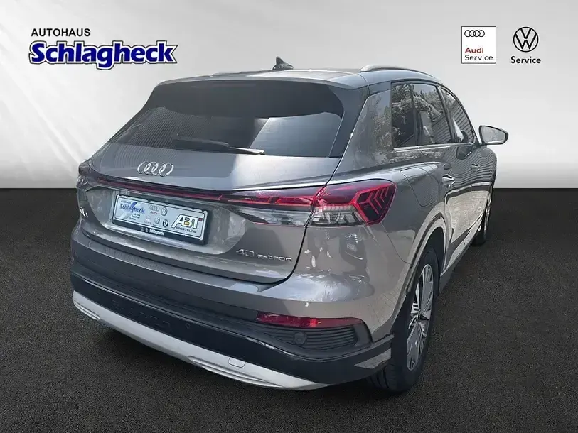 Gebraucht Audi Q4 e-tron Advanced 150 kW (204 PS) 2023 Taifungrau SUV