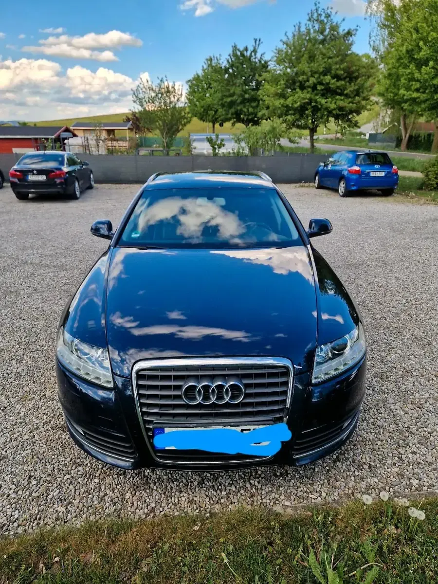 Gebraucht Audi A6 190 PS (139 kW) 2010 Blau Kombi