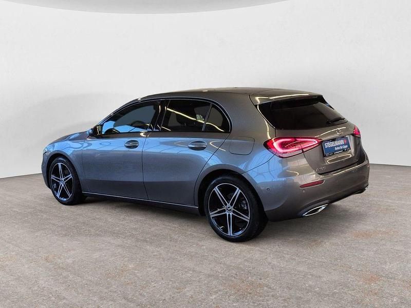 Gebraucht Mercedes A160 Progressive 109 PS (80 kW) 2019 Grau Limousine