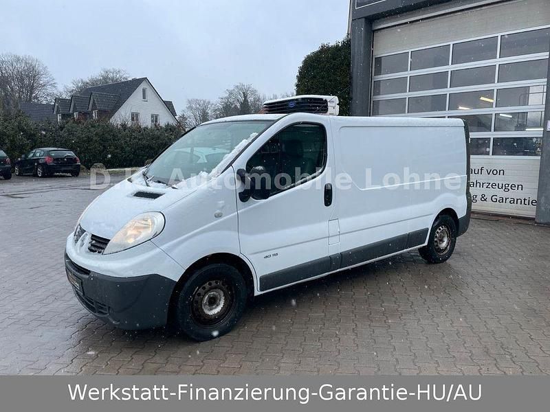 Gebraucht Renault Trafic 114 PS (83 kW) 2009 Weiß Van / Kleinbus