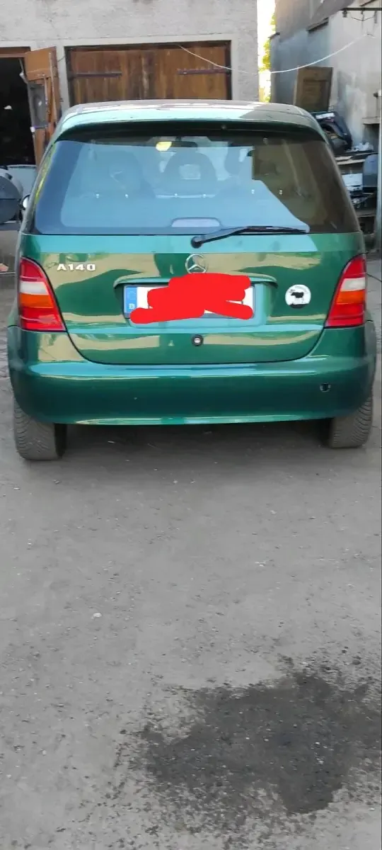 Gebraucht Audi A4 82 PS (60 kW) 1999 Grün Kleinwagen