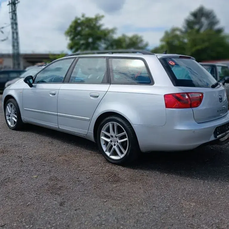 Gebraucht Seat Exeo Style 120 PS (88 kW) 2011 Silber Limousine