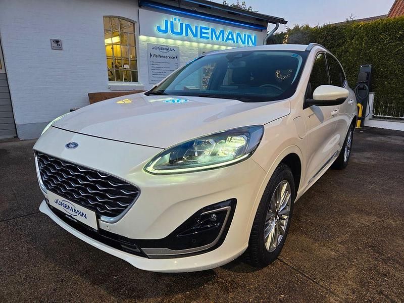 Weiß Gebraucht 2022 Ford Kuga Vignale SUV | 25.900 € (Fairer Preis) - Bild 1/4