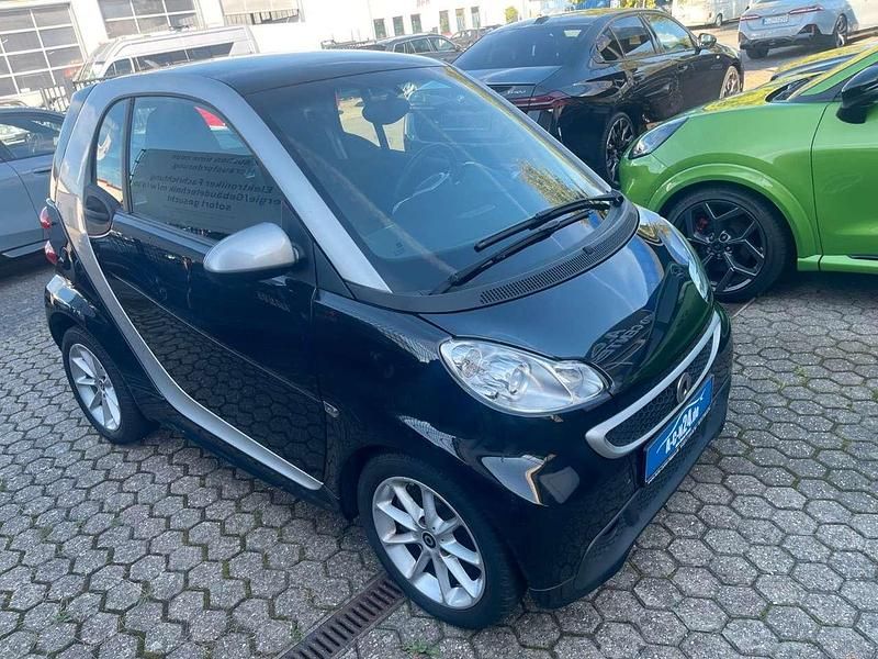 Schwarz Gebraucht 2014 Smart ForTwo Coupé Coupé | 7.450 € (Fairer Preis) - Bild 1/4