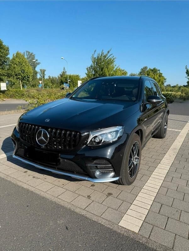 Schwarz Gebraucht 2019 Mercedes GLC43 AMG AMG SUV | 36.800 € (Superpreis) - Bild 1/4
