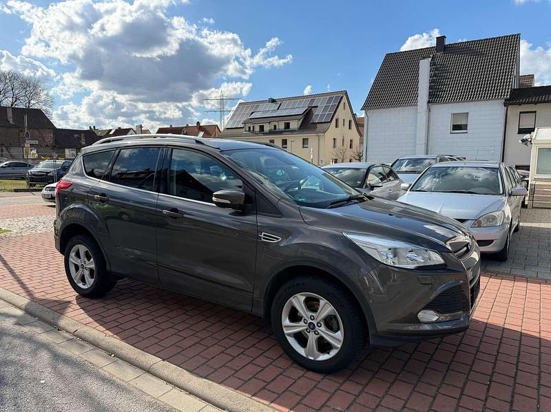 Gebraucht Ford Kuga SYNC Edition 150 PS (110 kW) 2016 Magneticgrau (metallic) SUV
