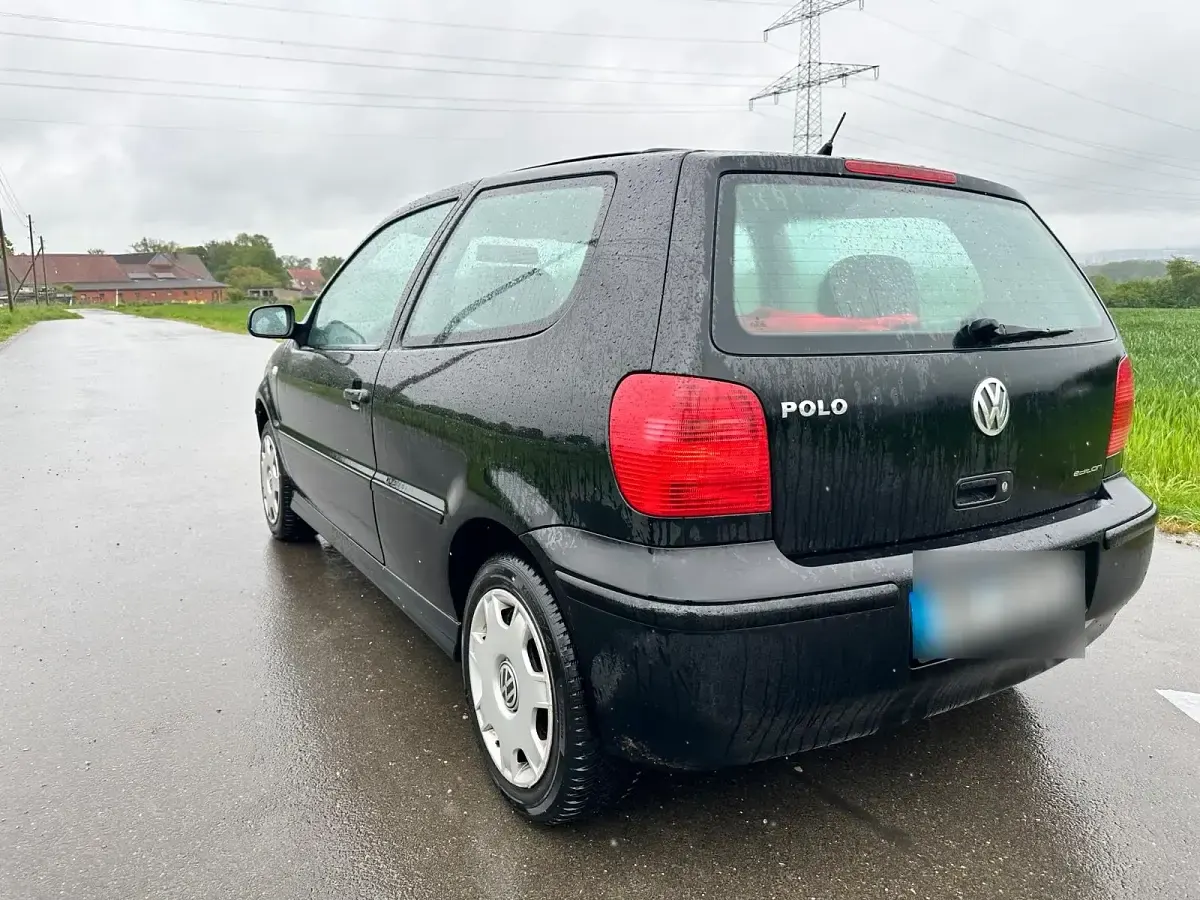 Occasion VW Polo 54 ch (39 kW) 2001 Noir Citadine