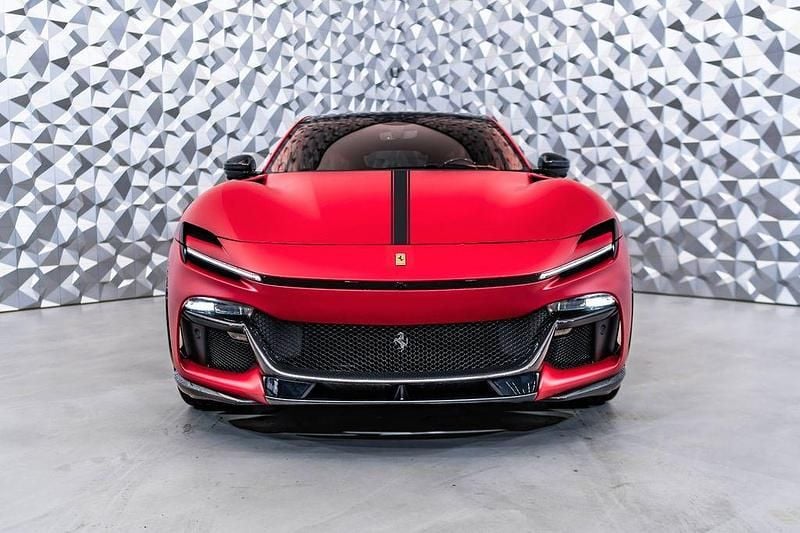 Gebraucht Ferrari Purosangue 725 PS (533 kW) 2024 SUV