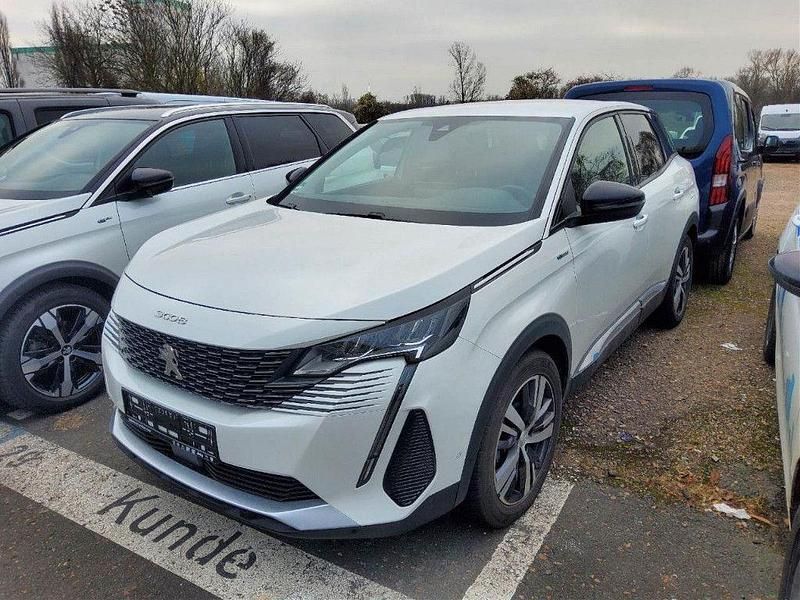 Weiß Gebraucht 2022 Peugeot 3008 Allure SUV | 22.880 € (Superpreis) - Bild 1/3