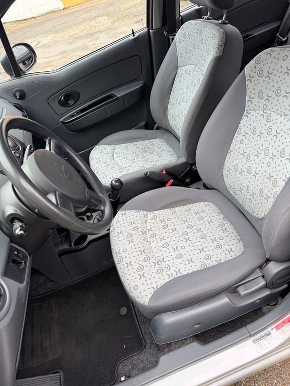 Gebraucht Chevrolet Matiz 52 PS (38 kW) 2009 Silber Kleinwagen