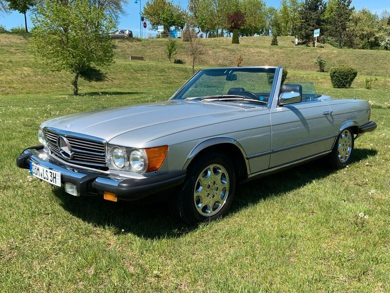 Silber Gebraucht 1984 Mercedes SL380 Cabrio | 21.990 € - Bild 1/4