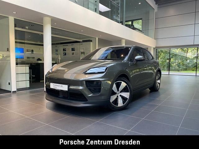 Aventuringrünmetallic (metallic) Gebraucht 2024 Porsche Macan SUV | 81.850 € - Bild 1/4