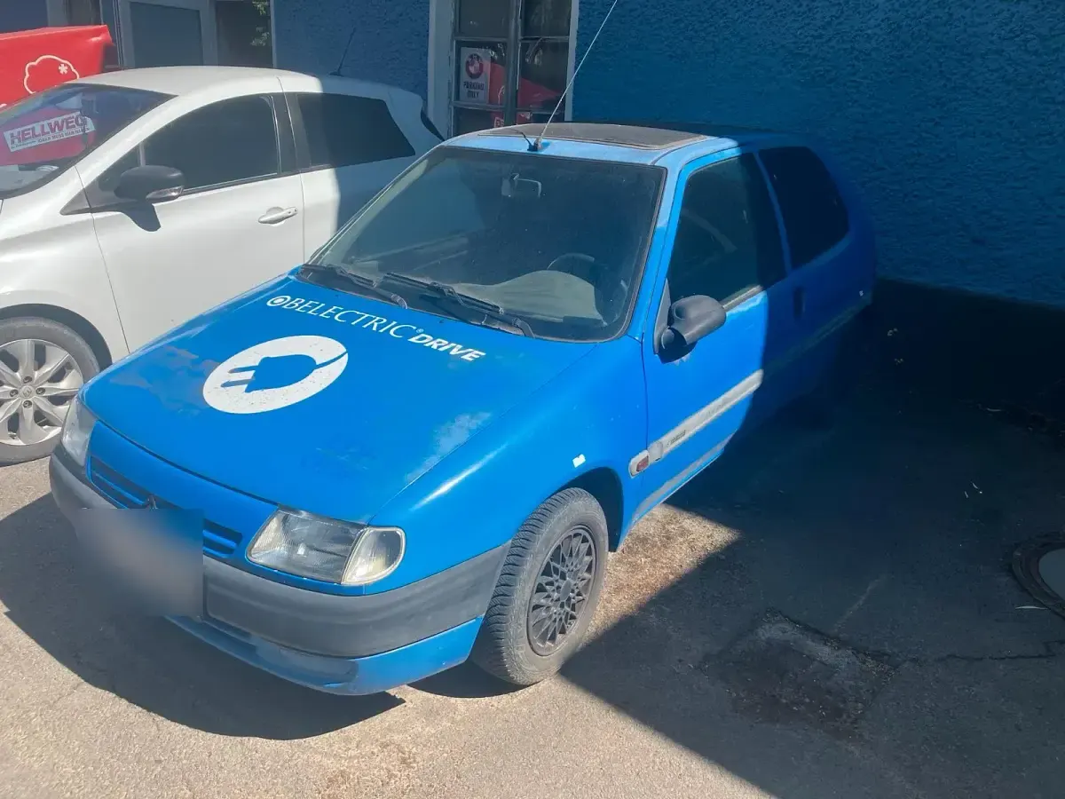 Gebraucht Citroën Saxo 19 kW (26 PS) 1996 Blau Kleinwagen