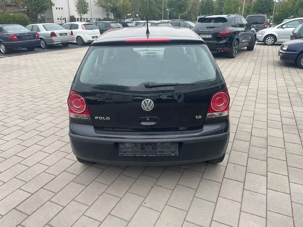 Gebraucht VW Polo Trendline 64 PS (47 kW) 2005 Schwarz Limousine
