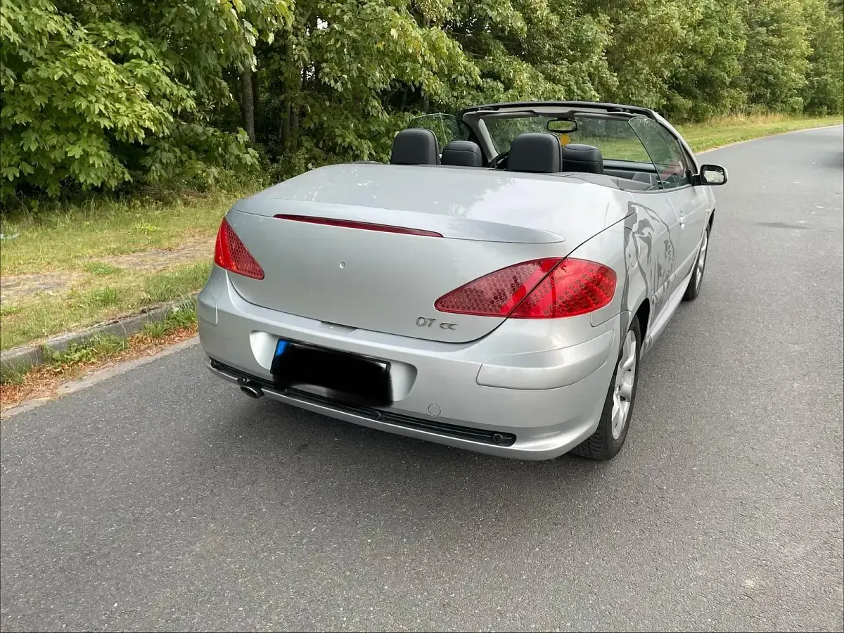 Gebraucht Peugeot 307 CC 140 PS (102 kW) 2008 Silber Cabrio